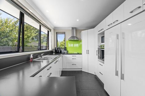 Photo of property in 198 Waikite Road, Welcome Bay, Tauranga, 3175