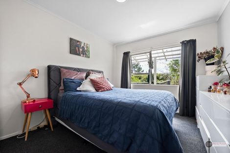 Photo of property in 99a Bird Grove, Stokes Valley, Lower Hutt, 5019