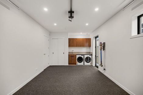 Photo of property in 6 Rushland Road, Jacks Point, 9371