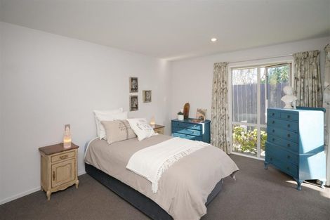 Photo of property in 2/17 Field Terrace, Upper Riccarton, Christchurch, 8041