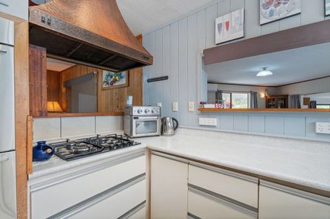 Photo of property in 8 Parkland Place, Whitianga, 3510