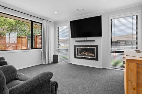 Photo of property in 2 Oderings Place, Huntington, Hamilton, 3210