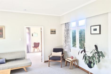 Photo of property in 11 Buckingham Street, Melrose, Wellington, 6023