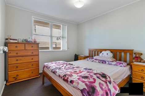 Photo of property in 30 Tatariki Street, Rosehill, Papakura, 2113