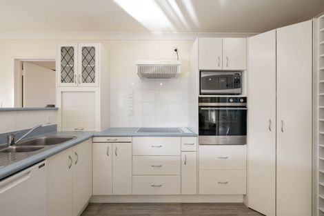 Photo of property in 31 Admiral Crescent, Flagstaff, Hamilton, 3210