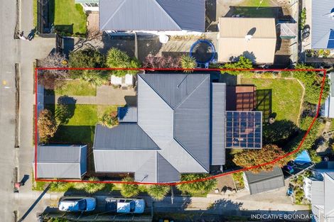 Photo of property in 170 Shaw Avenue, New Brighton, Christchurch, 8083