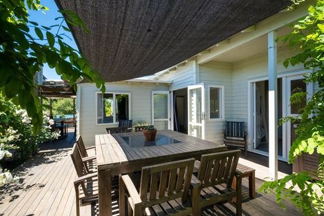 Photo of property in 95 Saint Georges Road, Karamu, Hastings, 4172