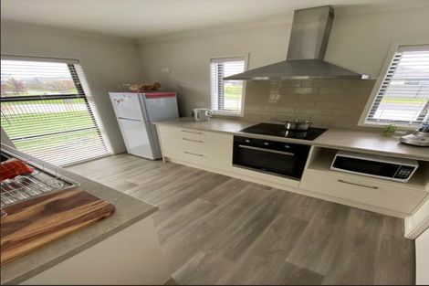 Photo of property in 7 Ladeira Place, Fitzroy, Hamilton, 3206