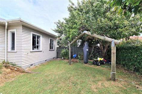 Photo of property in 138 Tasman Street, Opunake, 4616