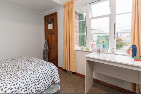 Photo of property in 2 Kawaka Street, Riccarton, Christchurch, 8041