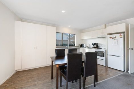 Photo of property in 2/100 Brightside Road, Stanmore Bay, Whangaparaoa, 0932