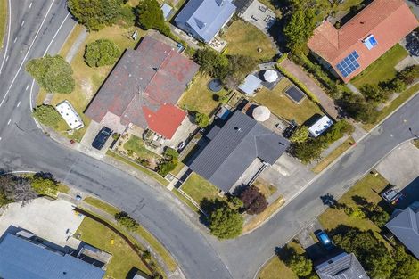 Photo of property in 1 Azimuth Place, Whitby, Porirua, 5024