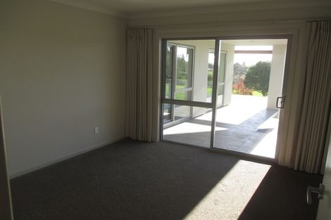 Photo of property in 63 Manakau Heights Drive, Manakau, Otaki, 5583