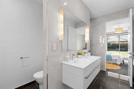 Photo of property in 14 Crown Close, Prebbleton, 7604