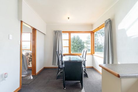 Photo of property in 2 Gloucester Street, Takaro, Palmerston North, 4412