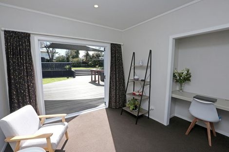 Photo of property in 14 Liston Avenue, Hilltop, Taupo, 3330