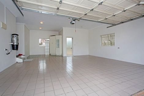 Photo of property in 50 Jane Eyre Drive, Somerville, Auckland, 2014