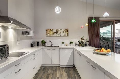 Photo of property in 3 Veronica Close, Red Beach, 0932