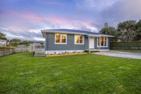 Photo of property in 27 Te Puke Street, Titahi Bay, Porirua, 5022
