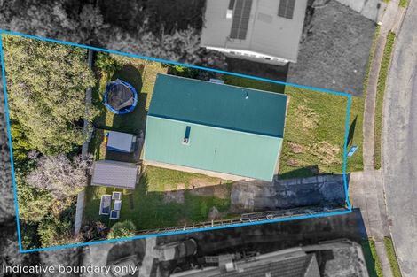 Photo of property in 15 Passive Grove, Ascot Park, Porirua, 5024