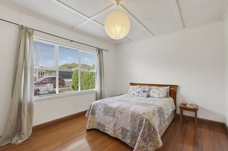 Photo of property in 20 Cameron Street, New Plymouth, 4310