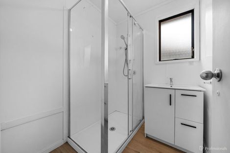 Photo of property in 2/40 Palmers Road, Clendon Park, Auckland, 2103