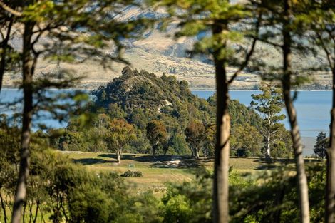 Photo of property in 18 Falcon Heights, Mount Creighton, Queenstown, 9371