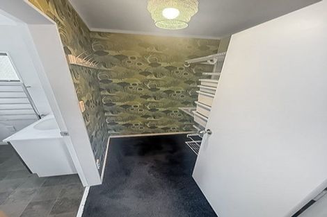 Photo of property in 111 Woodman Drive, Tawa, Wellington, 5028