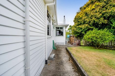 Photo of property in 8a Mahoe Street, Inglewood, 4330