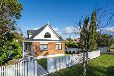 Photo of property in 44 Centorian Drive, Windsor Park, Auckland, 0632