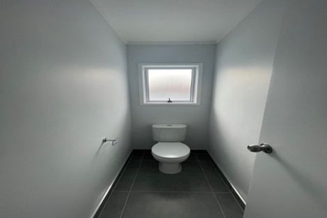 Photo of property in 1/40 Vodanovich Road, Te Atatu South, Auckland, 0610