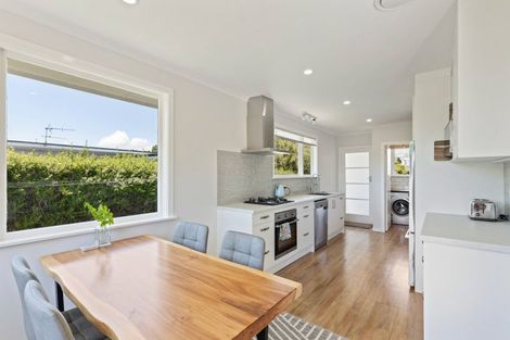 Photo of property in 52 Clawton Street, Westown, New Plymouth, 4310