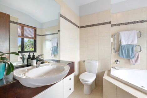 Photo of property in 51 Penguin Drive, Murrays Bay, Auckland, 0630