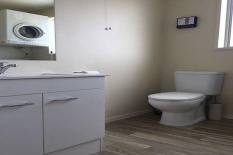 Photo of property in 4/166 Yaldhurst Road, Sockburn, Christchurch, 8042