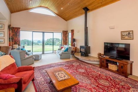 Photo of property in 94a Kaitawa Road, Hautere, Otaki, 5582