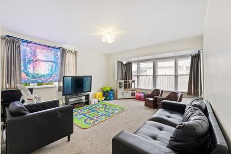 Photo of property in 9 Nalder Place, Linwood, Christchurch, 8062