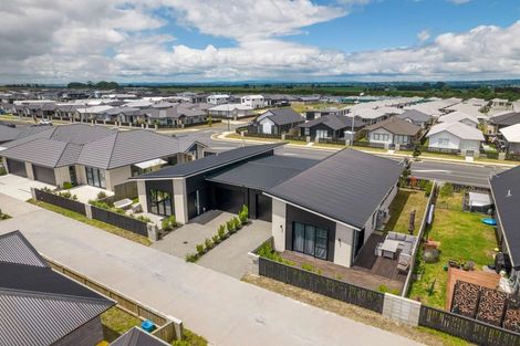 Photo of property in 2 Kaitaka Way, Papamoa, 3118