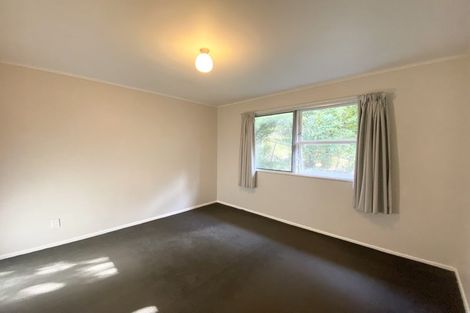 Photo of property in 93 Fairclough Road, Beach Haven, Auckland, 0626