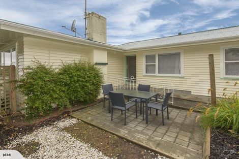 Photo of property in 10 Oriel Place, Tawa, Wellington, 5028