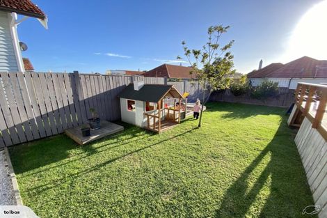 Photo of property in 1 Cochrane Road, Hobsonville, Auckland, 0616