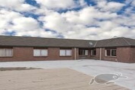 Photo of property in 10 Homer Place, Upper Riccarton, Christchurch, 8041