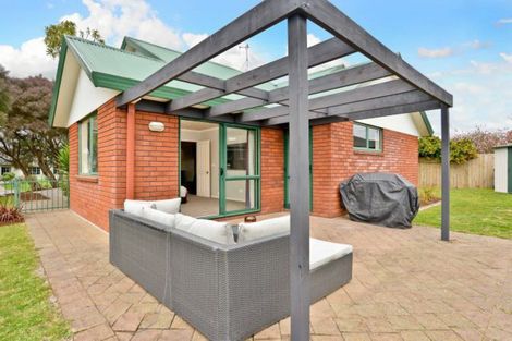 Photo of property in 39 Cairns Crescent, Rototuna, Hamilton, 3210