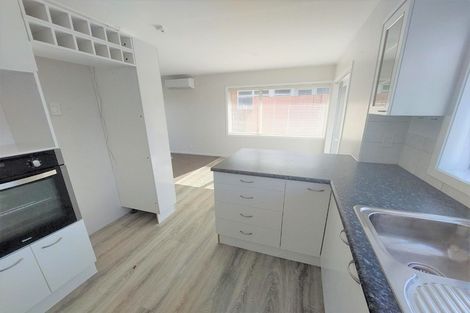 Photo of property in 22 Walworth Avenue, Pakuranga Heights, Auckland, 2010