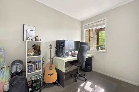 Photo of property in 36 Fairmount Road, Titirangi, Auckland, 0604