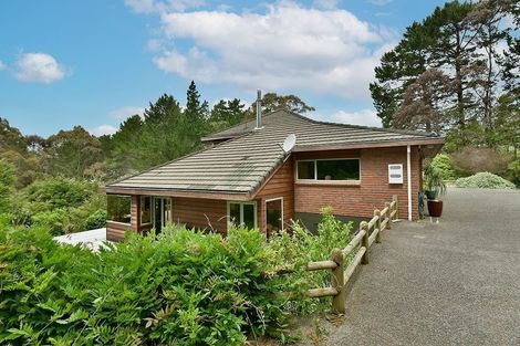 Photo of property in 70 Scott Road, Stanmore Bay, Whangaparaoa, 0932