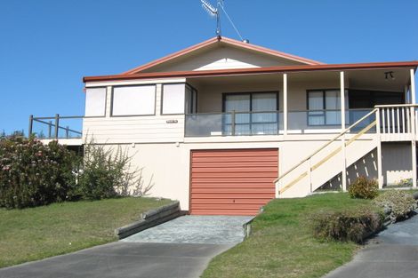 Photo of property in 35 Kahotea Drive, Motuoapa, 3382