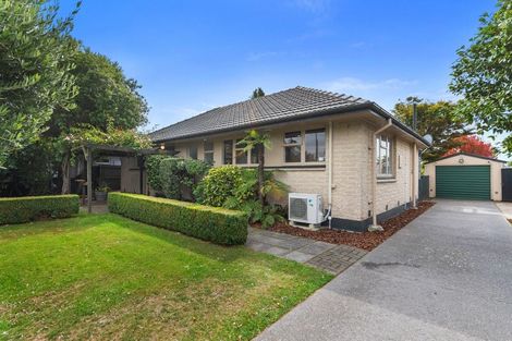 Photo of property in 12 Saint Ives Street, Harewood, Christchurch, 8051