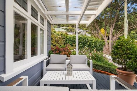 Photo of property in 25 Totara Street, Eastbourne, Lower Hutt, 5013