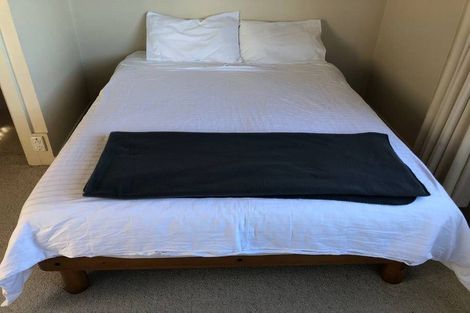 Photo of property in 63 Houghton Bay Road, Houghton Bay, Wellington, 6023