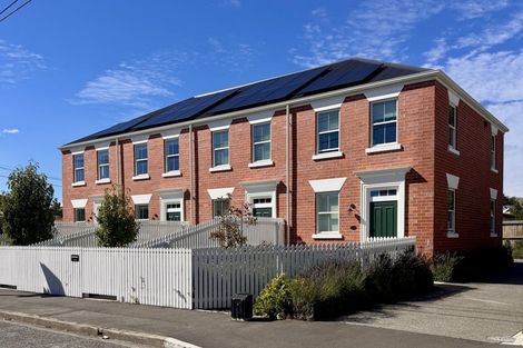 Photo of property in 30 Hargest Crescent, Saint Kilda, Dunedin, 9012